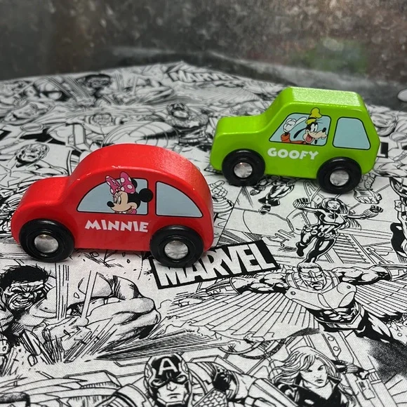 Minnie and Goofie wooden cars - Picture 2 of 6